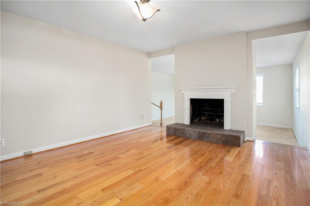 1096 Ralph Boyles Road King, NC 27021 - Photo 5 of 29 living room
