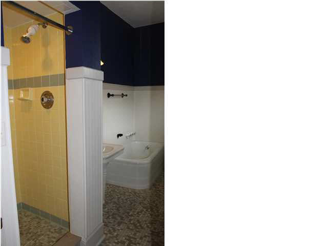 216 Southeast Riverside Drive Evansville, IN 47713 - Photo 7 of 17 Gallery Image 7
