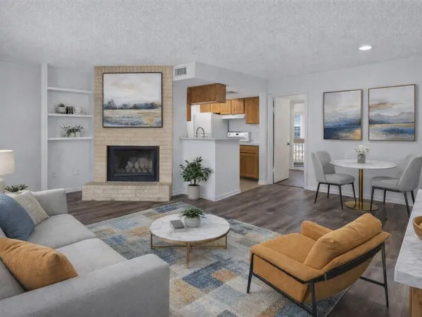 $64,900 | 3919 Fairmont Parkway, Unit 206, Pasadena, TX 77504