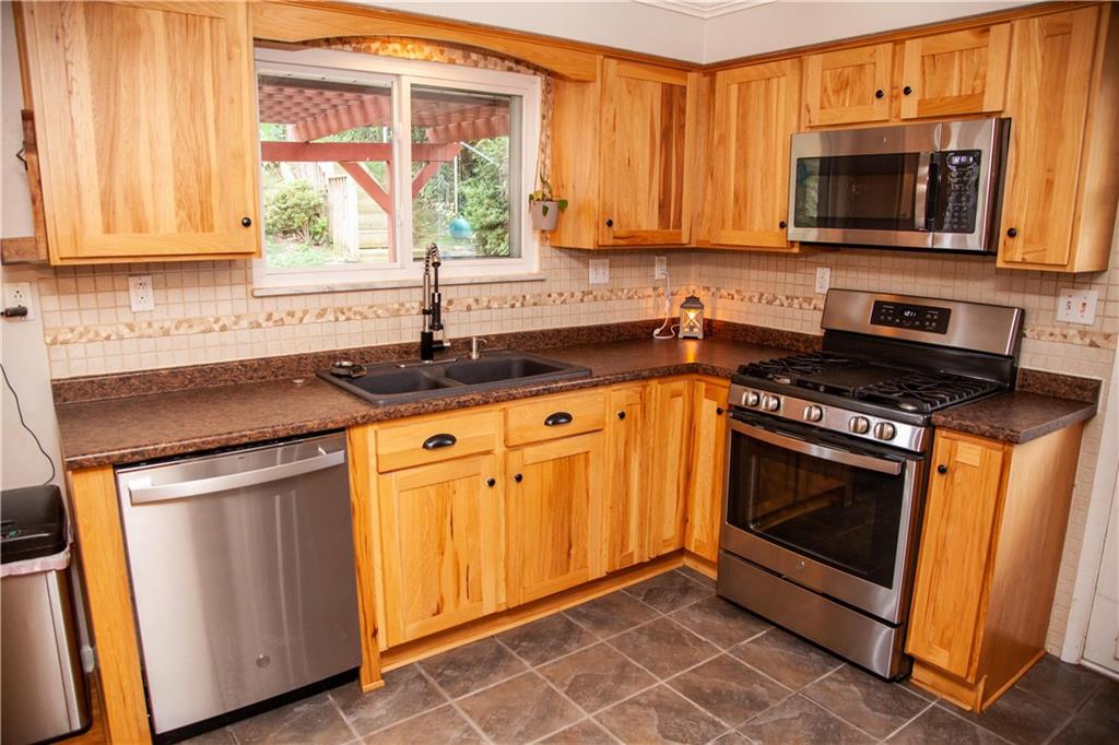 410 Ridge Avenue Monessen, PA 15062 - Photo 8 of 25 Gallery Image 8