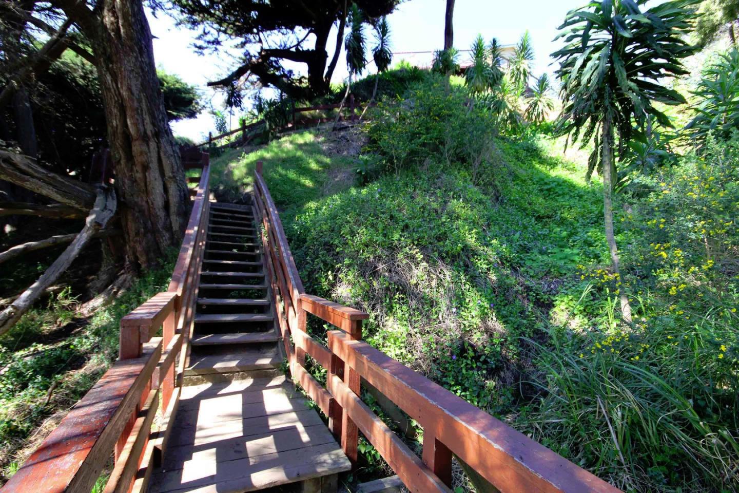 840 Seacliff Drive Aptos, CA 95003 - Photo 21 of 21 a view of outdoor space and deck
