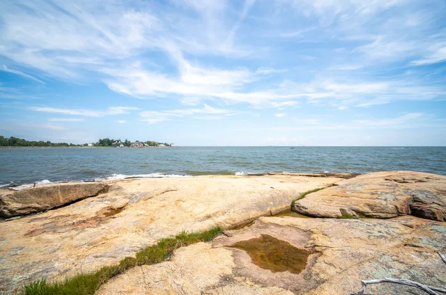 a view of an ocean beach