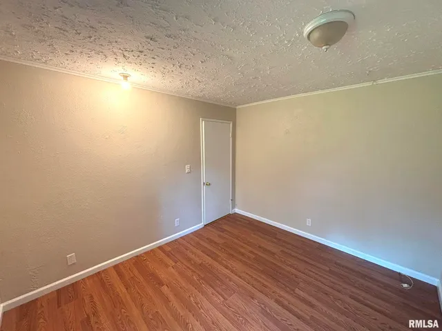 $138,500 | 145 Hickory Grove Lane, Salem, IL 62881