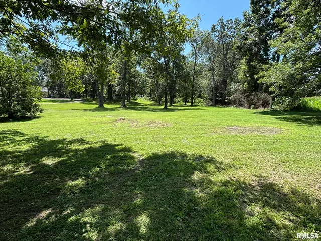 $138,500 | 145 Hickory Grove Lane, Salem, IL 62881