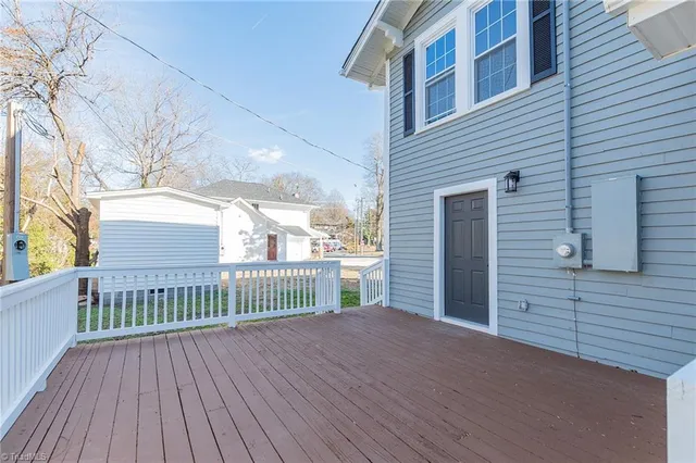 $289,900 | 6 Forsyth Street, Thomasville, NC 27360