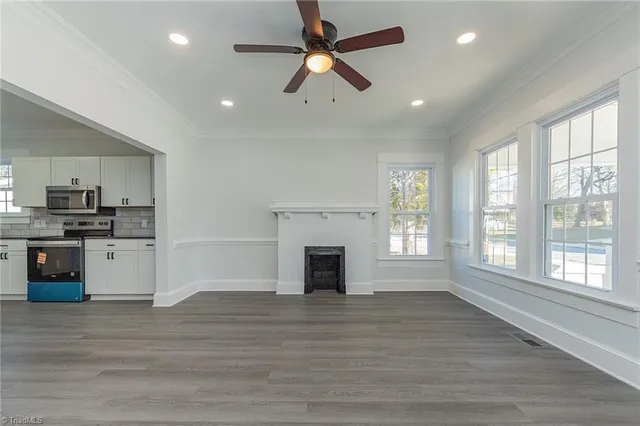 $289,900 | 6 Forsyth Street, Thomasville, NC 27360