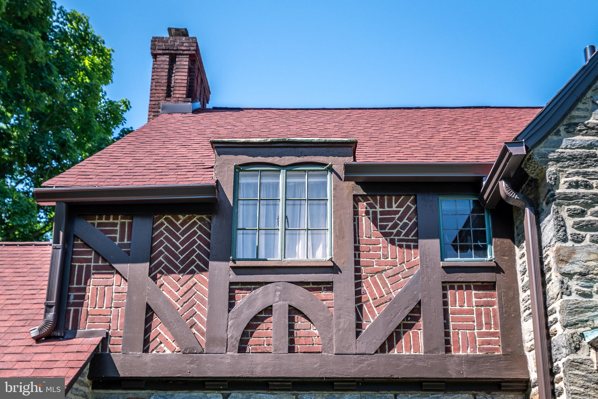 105 Stratford Road Wallingford, PA 19086 - Photo 5 of 40 Timber Framing