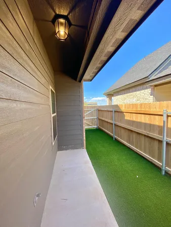$1,500 | 2725 137th Street, Lubbock, TX 79423