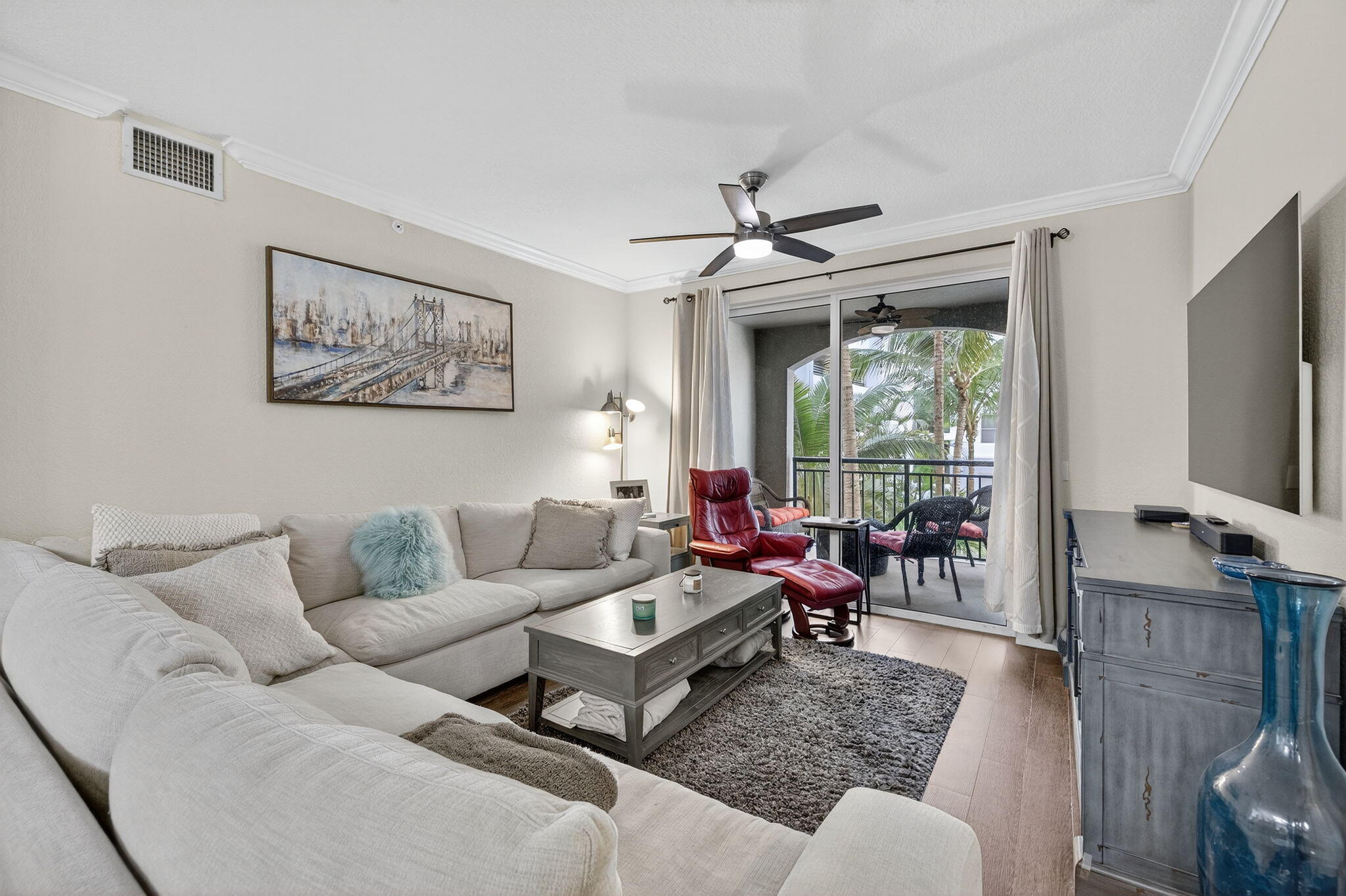 1690 Renaissance Commons Boulevard, Unit 1329 Boynton Beach, FL 33426 - Photo 13 of 50 19-web-or-mls-3W7A6697