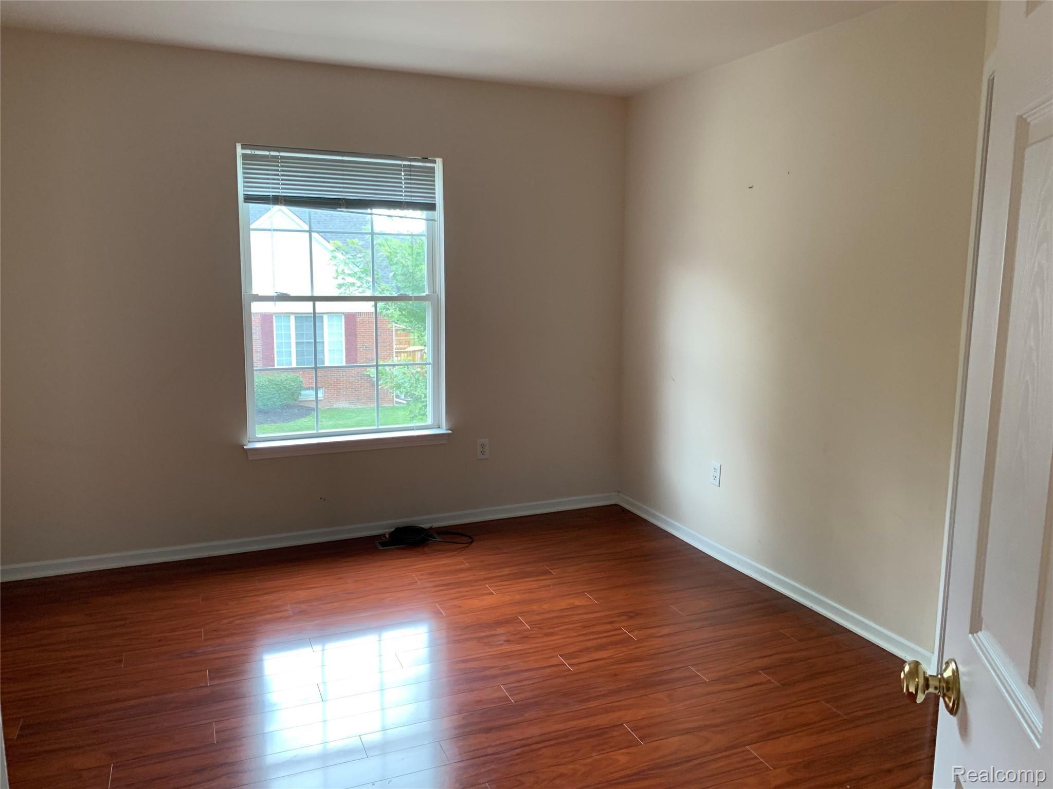 41666 Mitchell Road Novi, MI 48377 - Photo 11 of 28 FAB1260C-E0FA-43AE-BD00-B0A6B7AE4719.jpeg