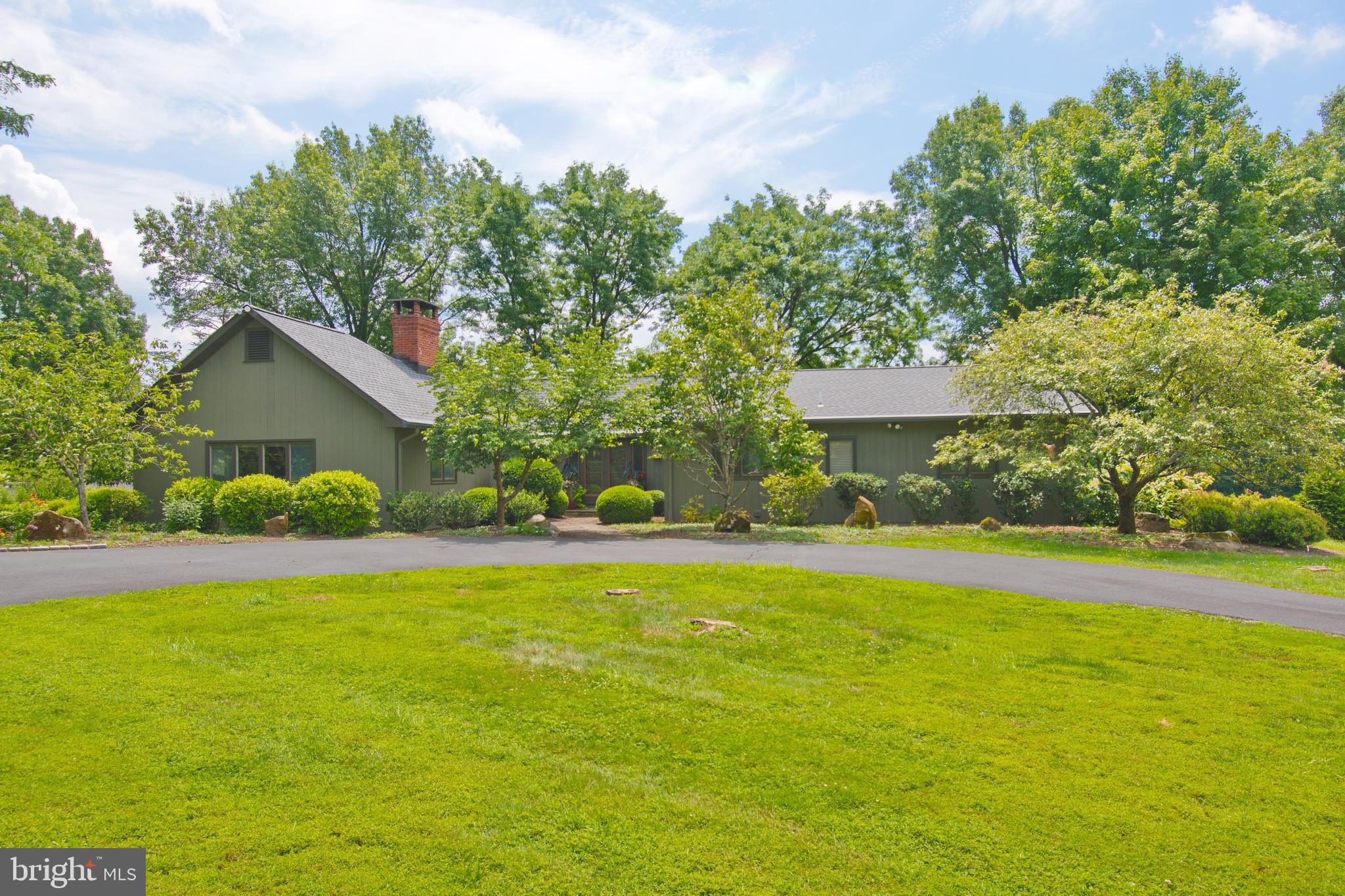 223 Headquarters Road Erwinna, PA 18920 - Photo 2 of 69