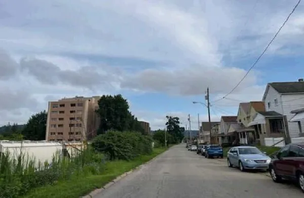 $70,900 | 1728 Constitution Boulevard, New Kensington, PA 15068