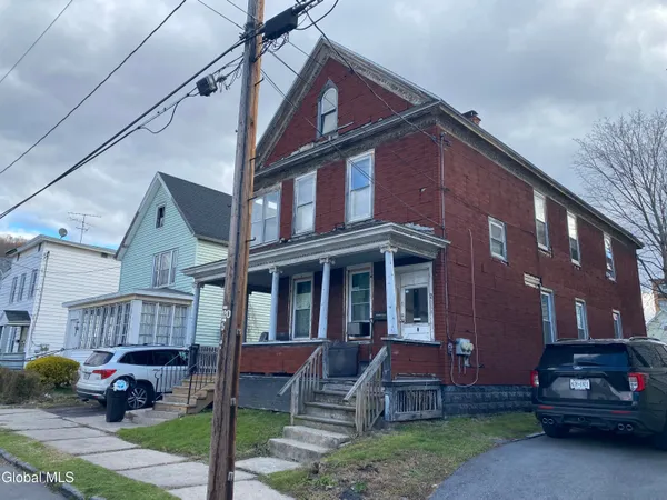 $149,900 | 24 Eagle Street, Amsterdam, NY 12010