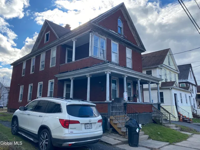 $149,900 | 24 Eagle Street, Amsterdam, NY 12010