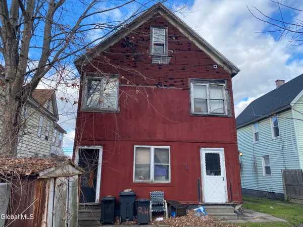 $149,900 | 24 Eagle Street, Amsterdam, NY 12010