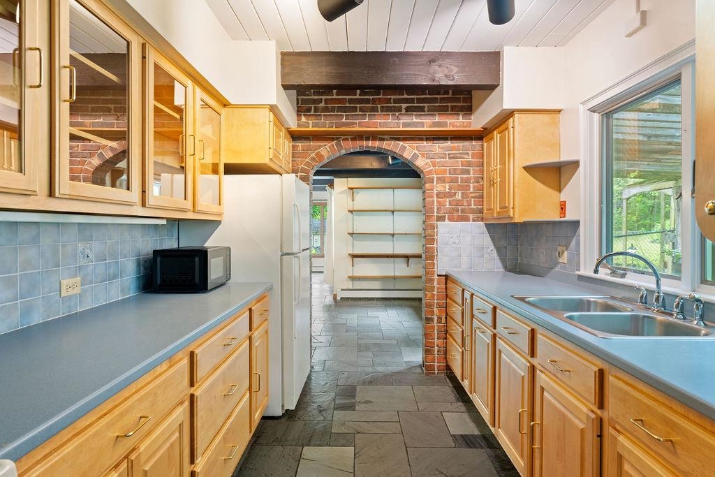 2 Little Hook Road Lee, NH 03861 - Photo 13 of 53