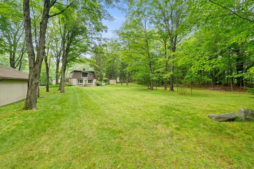 2 Little Hook Road Lee, NH 03861 - Photo 3 of 53