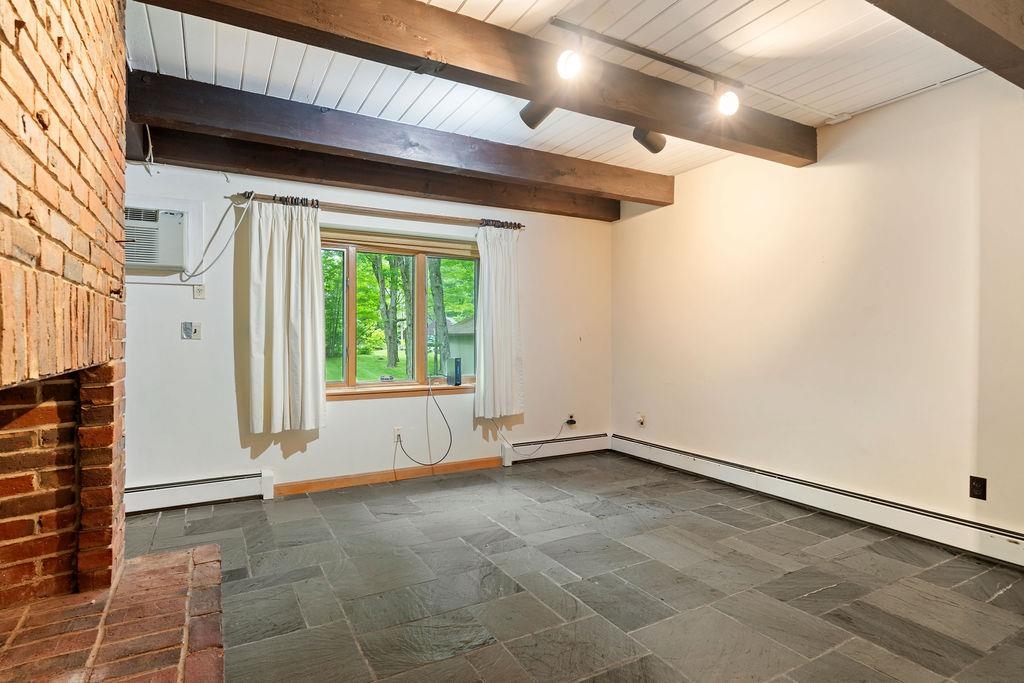 2 Little Hook Road Lee, NH 03861 - Photo 9 of 53