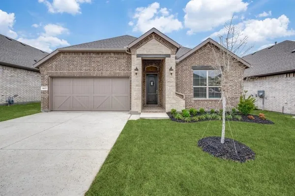 $2,700 | 3077 Lionsgate Drive, Argyle, TX 76226