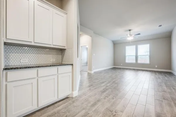 $2,700 | 3077 Lionsgate Drive, Argyle, TX 76226