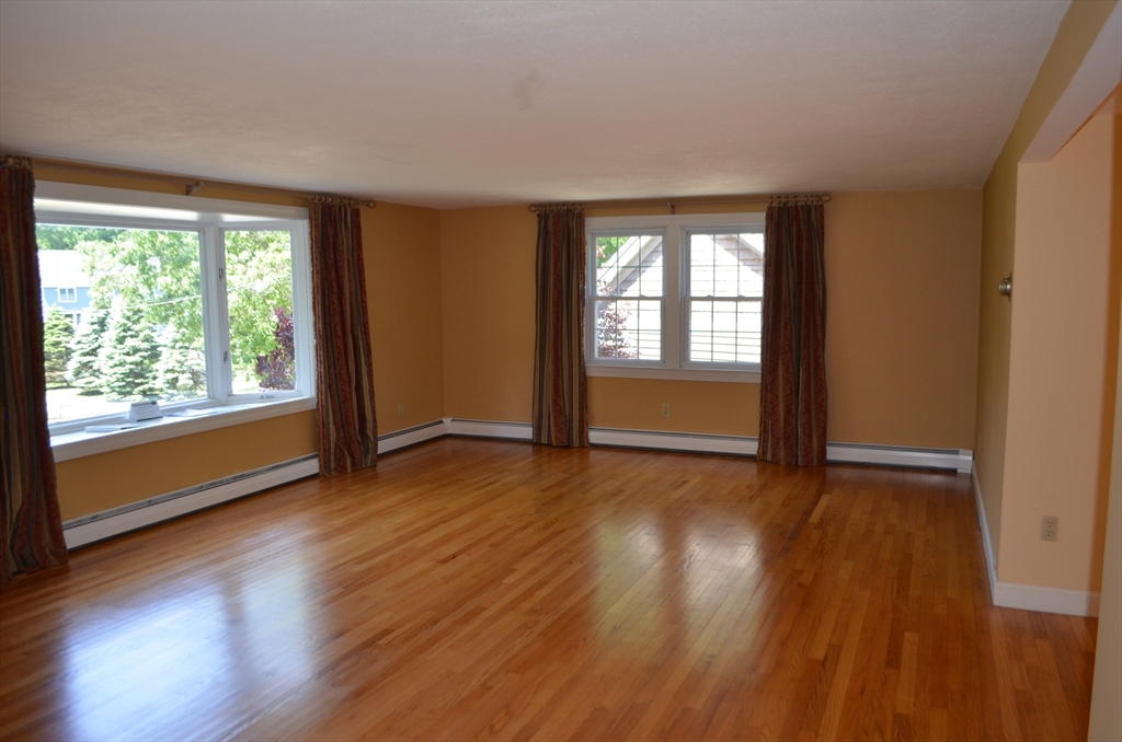 251 Cutler Road Hamilton, MA 01982 - Photo 12 of 18