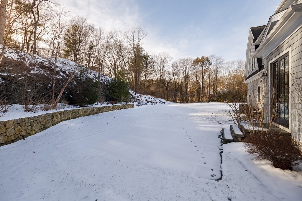 8 Scotch Pine Road Weston, MA 02493 - Photo 28 of 30