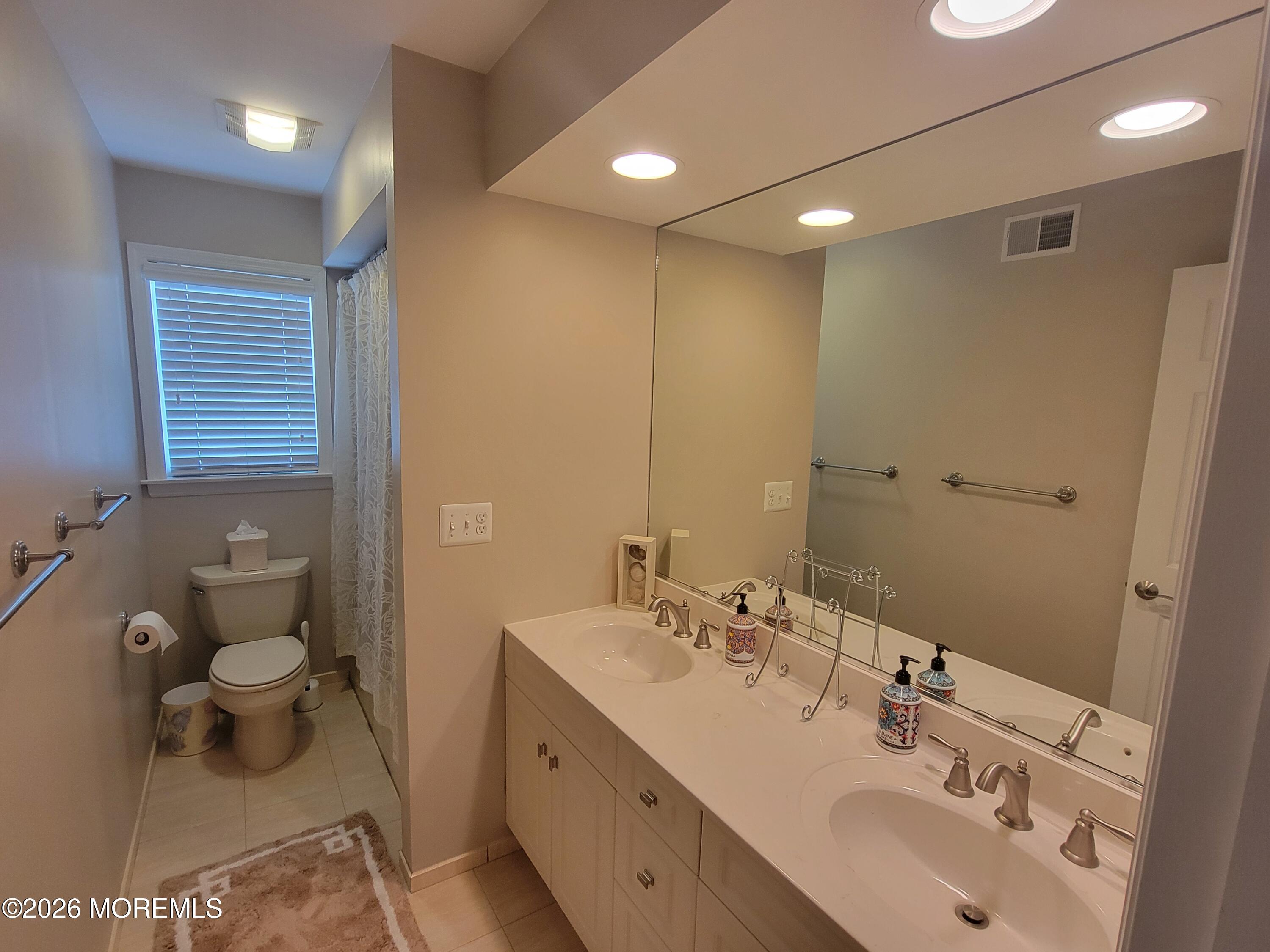 10 3rd Avenue, Unit B Seaside Heights, NJ 08751 - Photo 15 of 25 20240604_120019