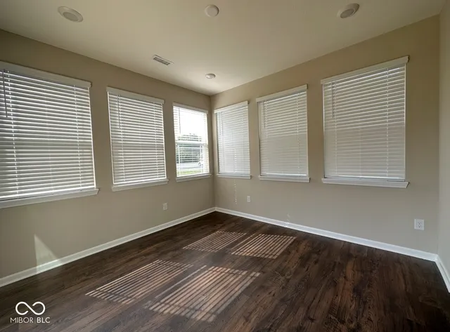 $2,600 | 5344 Orwell Court, Indianapolis, IN 46239