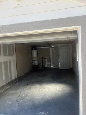 a view of back yard of the house