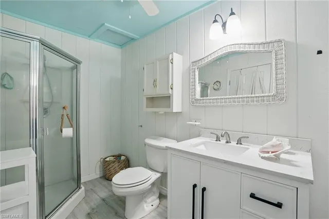 $425,000 | 4011 Coconut Circle South, Naples, FL 34104