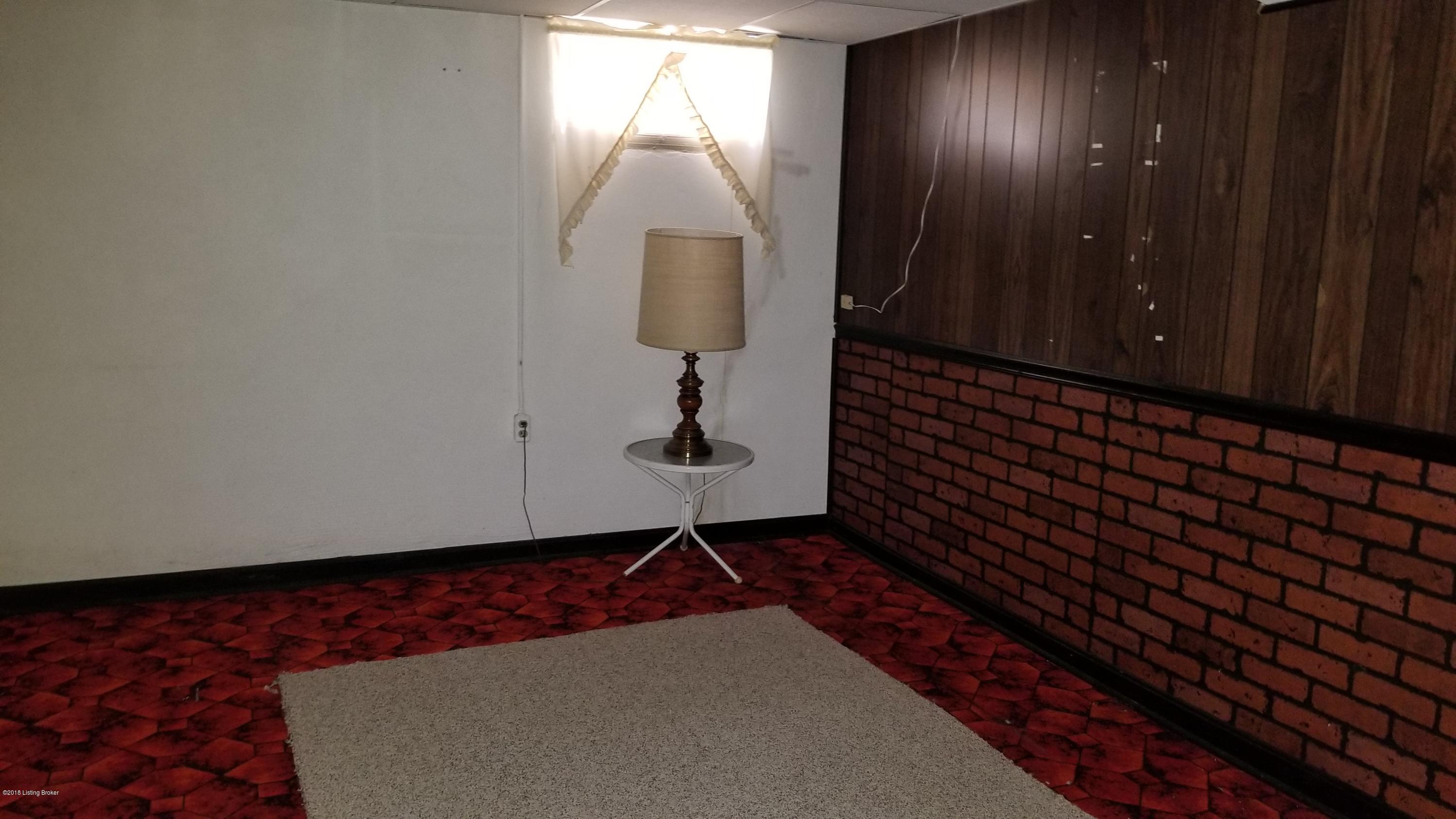 3109 Rome Road Louisville, KY 40216 - Photo 27 of 29 20181009_141248