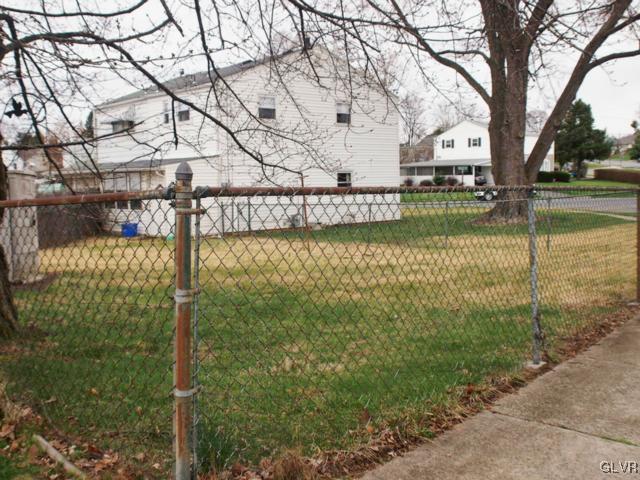 1509 Valley Road Bethlehem, PA 18018 - Photo 2 of 13 Gallery Image 2