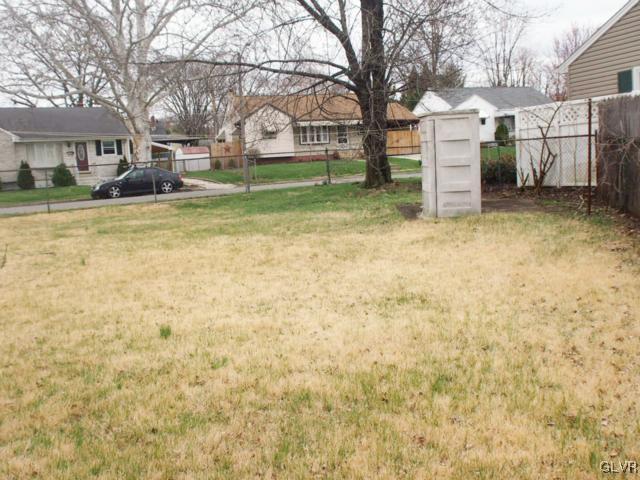 1509 Valley Road Bethlehem, PA 18018 - Photo 3 of 13 Gallery Image 3