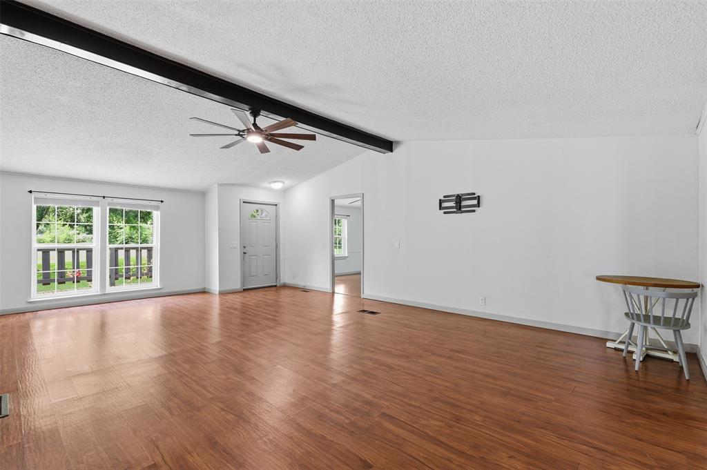 907 Quail Run Cleburne, TX 76031 - Photo 20 of 40