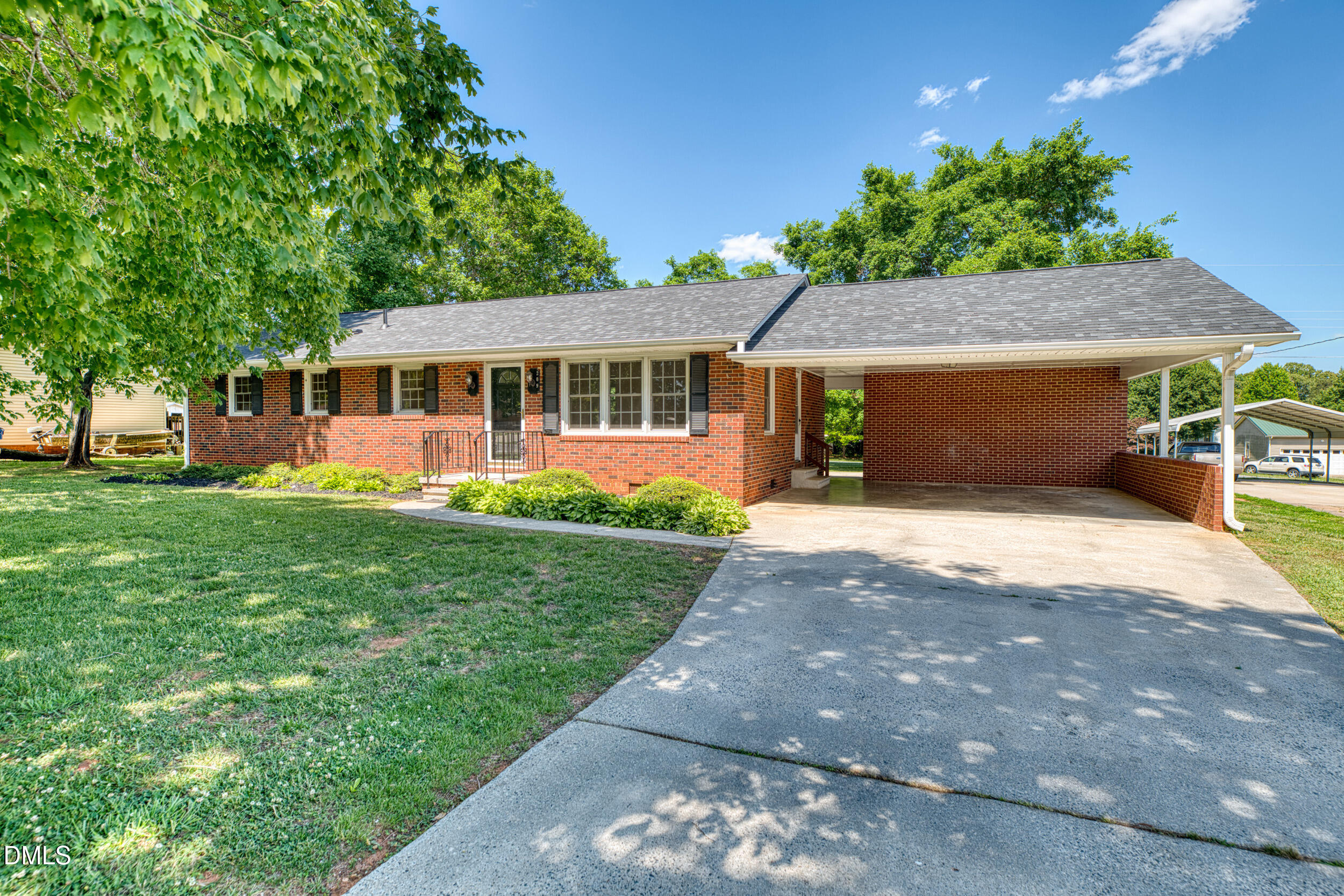 209 North Wilkins Road Haw River, NC 27258 - Photo 2 of 28 2 -209 n wilkins rd, exterior