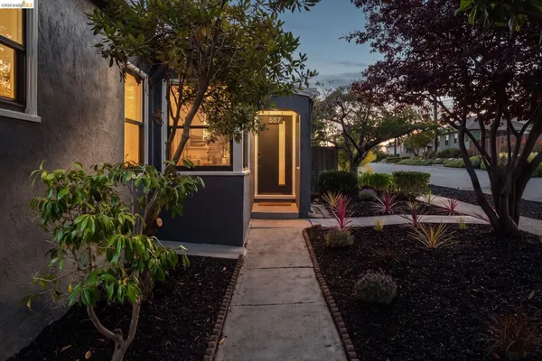 $995,000 | 557 Lexington Avenue, El Cerrito, CA 94530