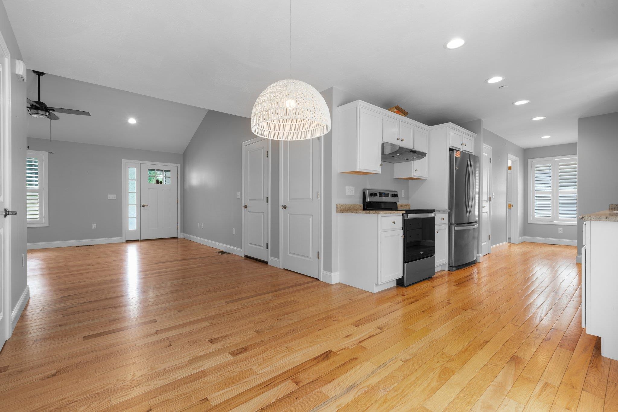 47 Abacoa Road Pelham, NH 03076 - Photo 37 of 38
