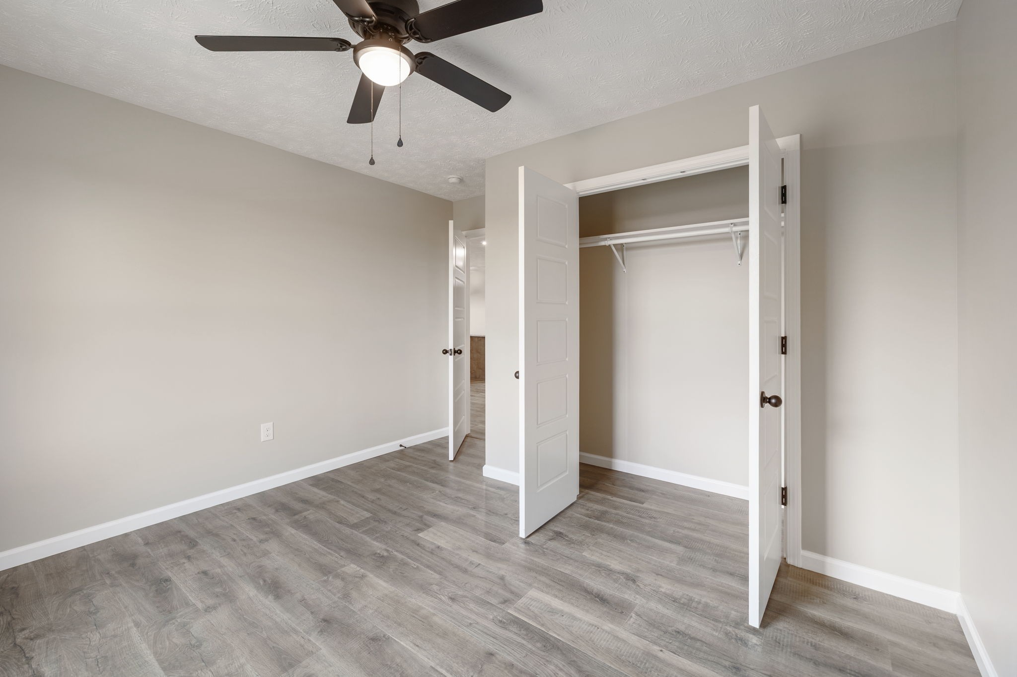 2623 Oak Knob Road Lafayette, TN 37083 - Photo 30 of 36 wooden floor in an empty room