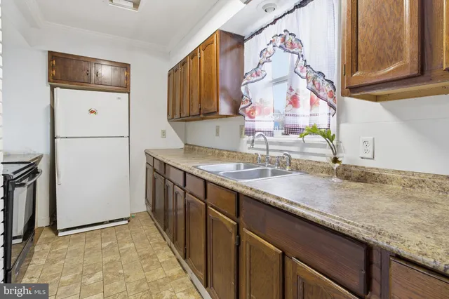 $225,000 | 6408 Eastbourne Avenue, Baltimore, MD 21224