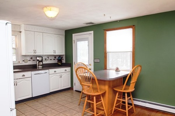 12 Harnden Road Billerica, MA 01821 - Photo 5 of 27