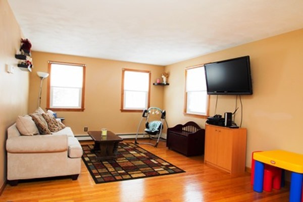 12 Harnden Road Billerica, MA 01821 - Photo 8 of 27