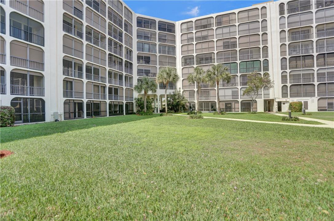 1629 Riverview Road, Unit 517 Deerfield Beach, FL 33441 - Photo 40 of 58 Photo 40