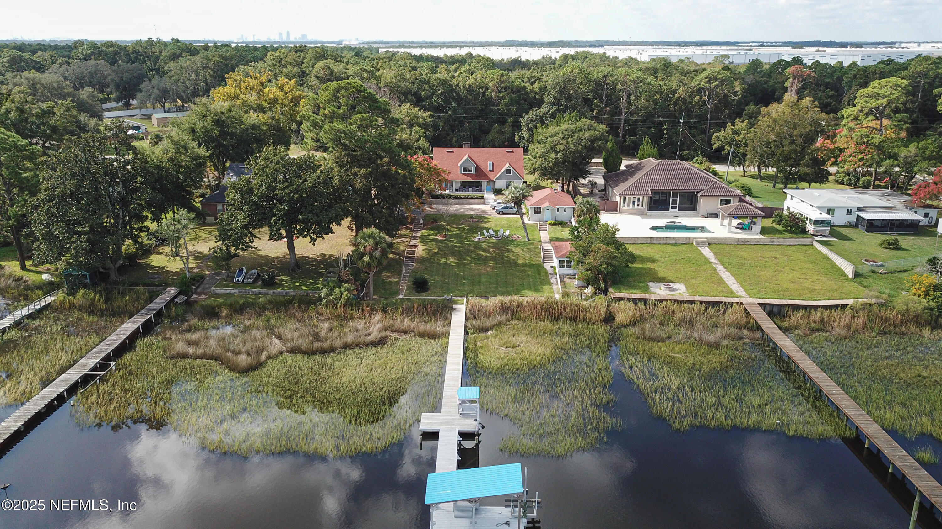 1375 Cedar Bay Road Jacksonville, FL 32218 - Photo 6 of 91 a view of a water fountain from a balcony