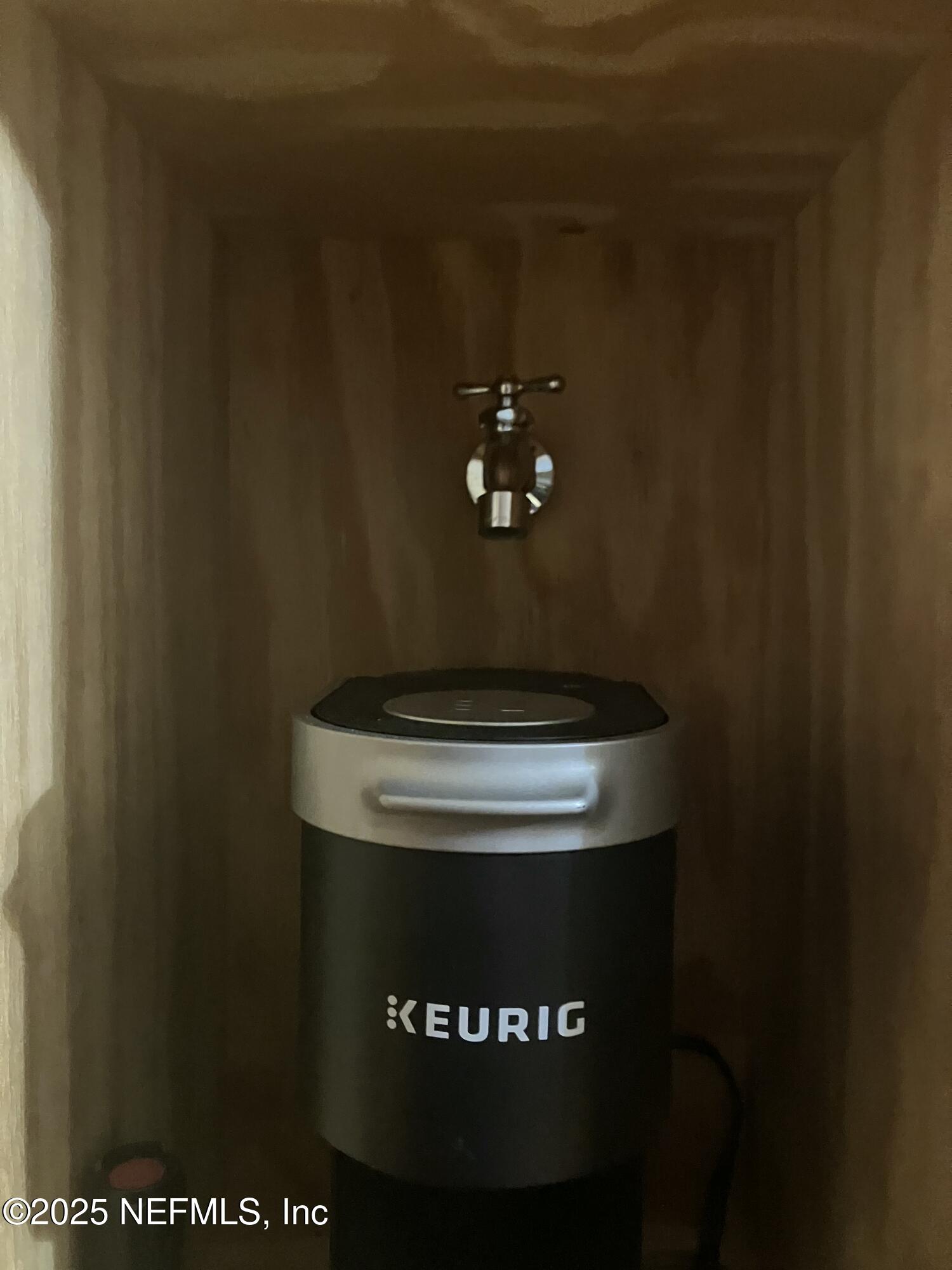 1375 Cedar Bay Road Jacksonville, FL 32218 - Photo 63 of 91 Water faucet in coffee cabinet in primar