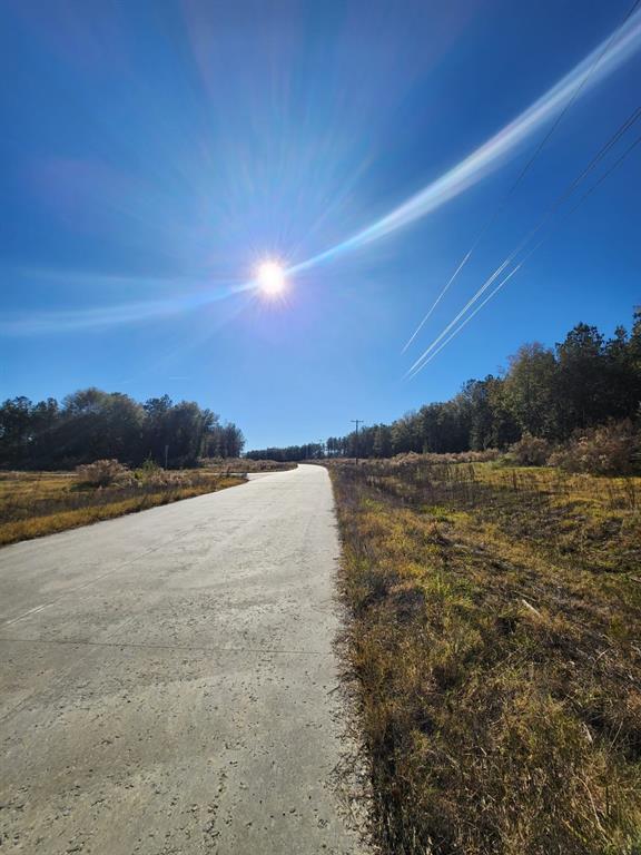 9092 Road 5503 Cleveland Tx 77327