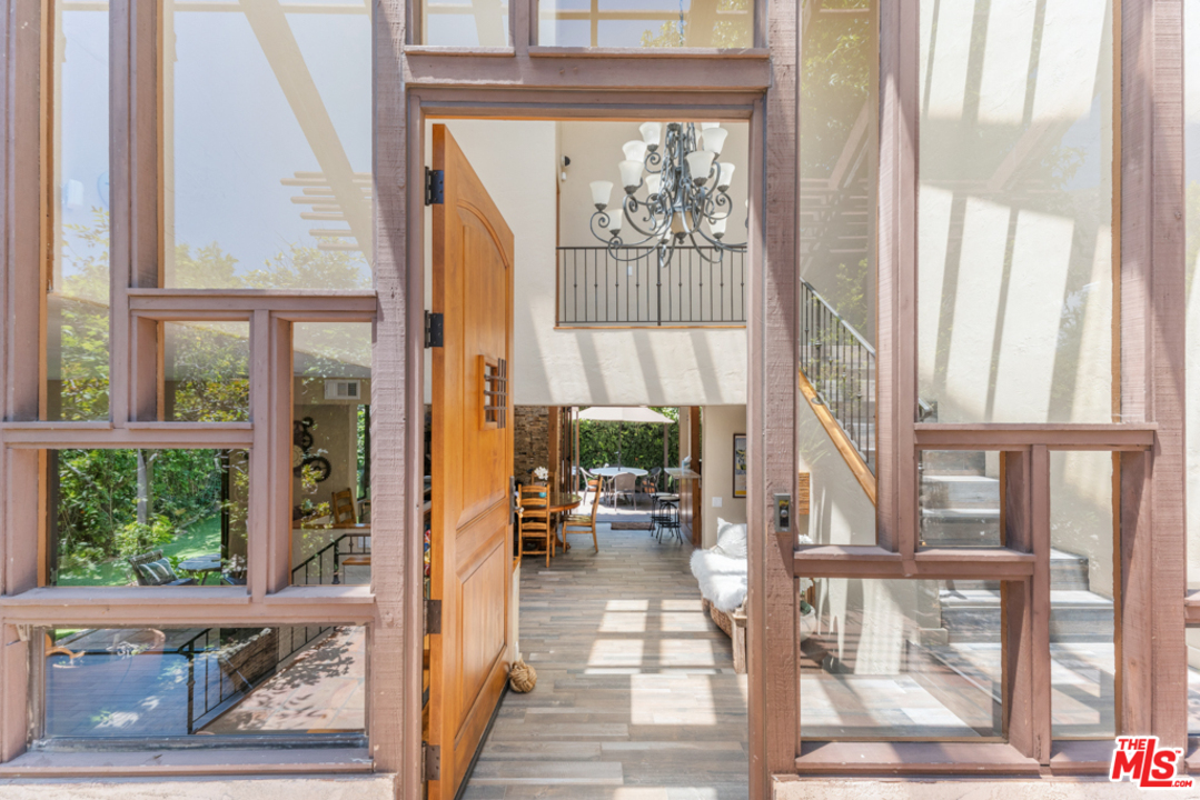 31830 Broad Beach Road Malibu, CA 90265 - Photo 2 of 31