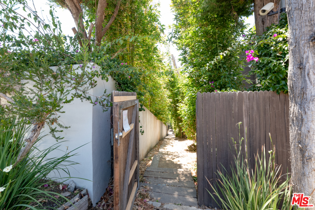 31830 Broad Beach Road Malibu, CA 90265 - Photo 26 of 31