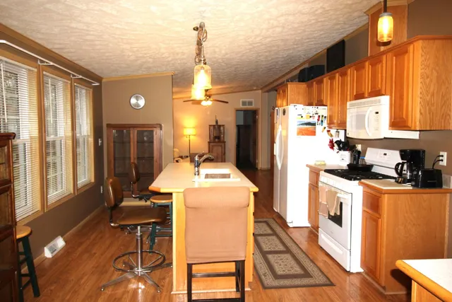 $220,000 | 8458 South Broadway Street, Idlewild, MI 49642