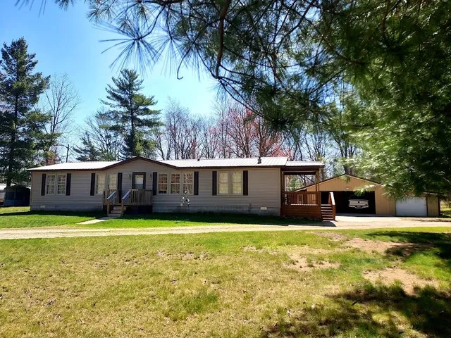 $220,000 | 8458 South Broadway Street, Idlewild, MI 49642