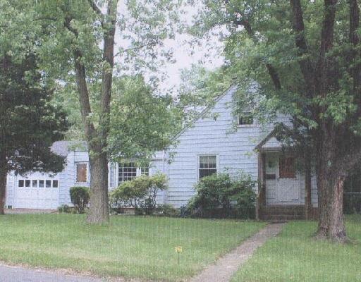 82 Vantage Road Hamden, CT 06514 - Photo 1 of 1 Gallery Image 1